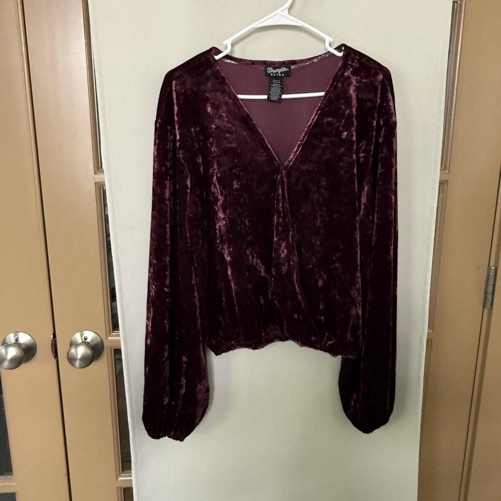 Wrangler Retro Womens Medium Burgundy Balloon Sleeve V-Neck‎ Wrap Velvet Blouse